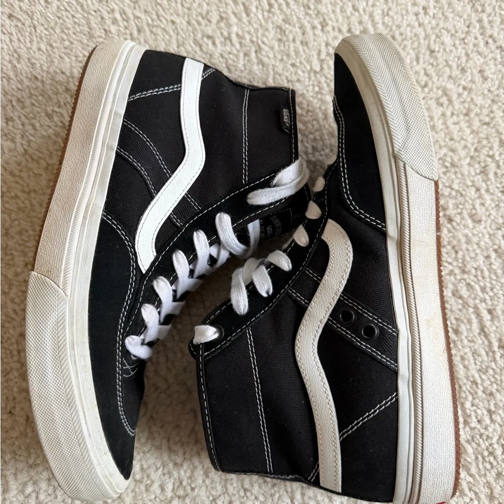 Vans Black and White x Gilbert crockett - Picture 3 of 7